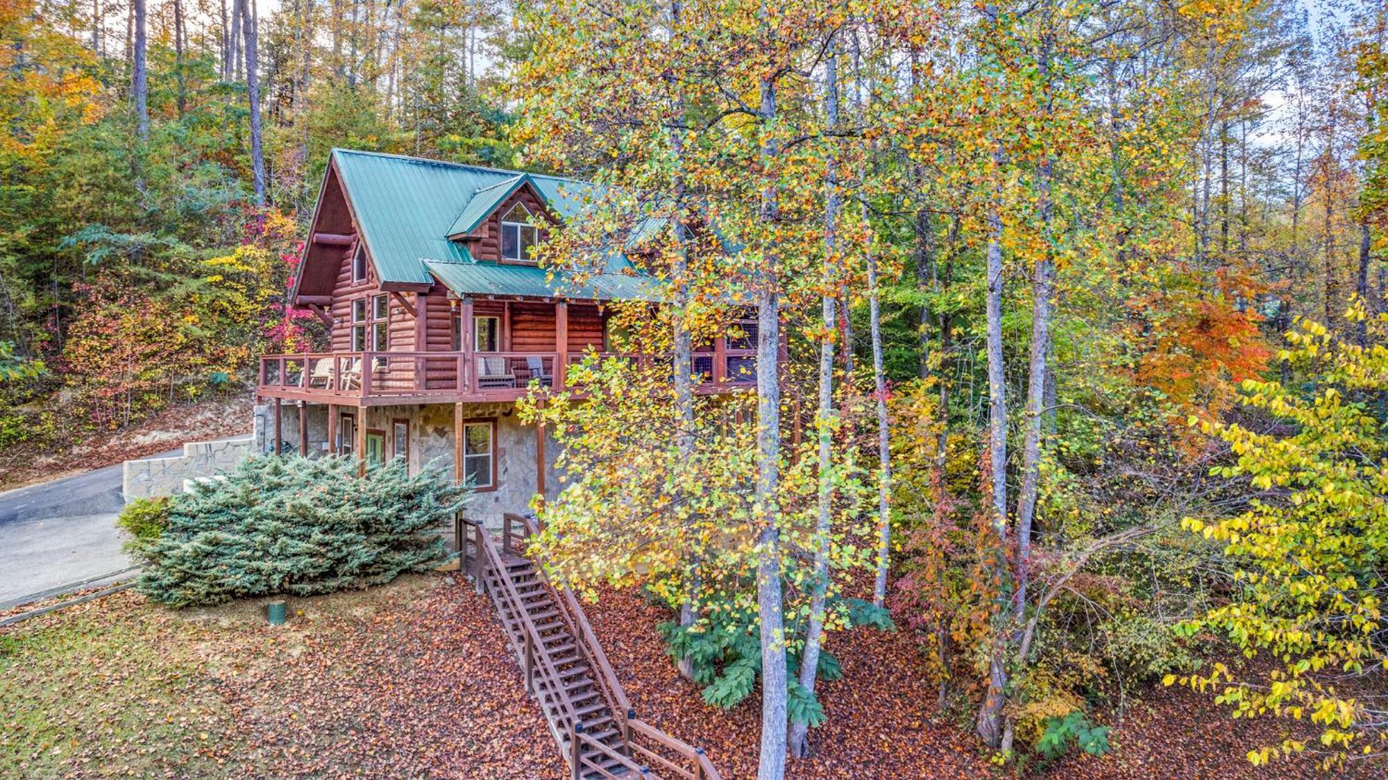 Relaxation Retreat - Pickleball Cabin - Wi-Fi, Fire Pit With Bar, Game Room, Hot Tub, Pool Access - Mins To Pf Sevierville Ngoại thất bức ảnh