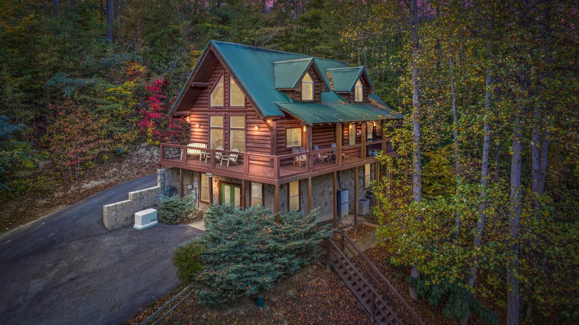 Relaxation Retreat - Pickleball Cabin - Wi-Fi, Fire Pit With Bar, Game Room, Hot Tub, Pool Access - Mins To Pf Sevierville Ngoại thất bức ảnh