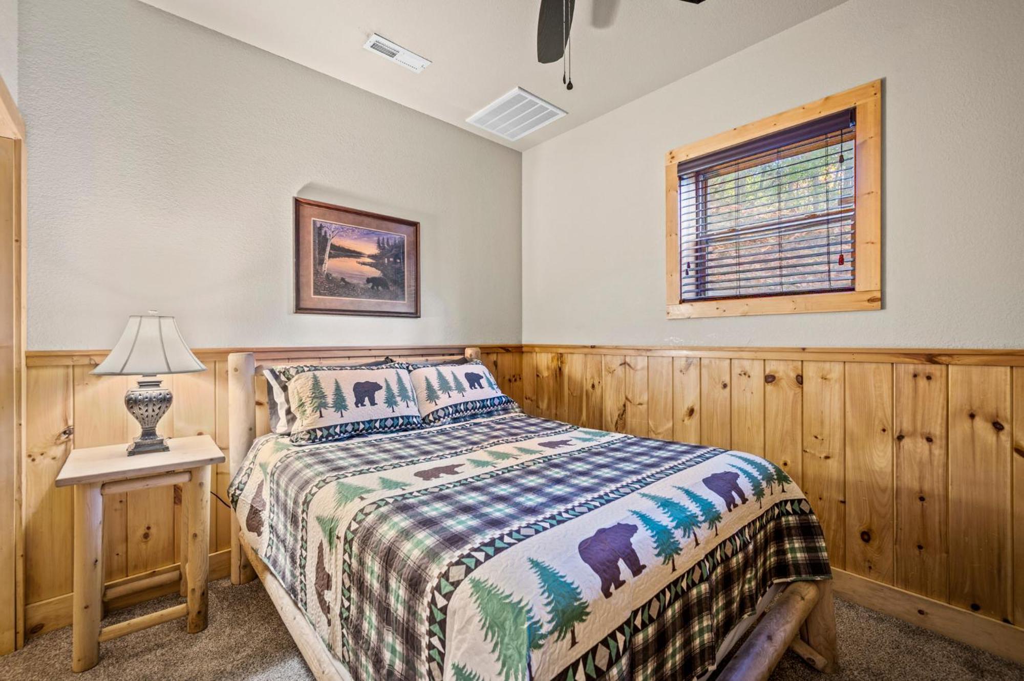 Relaxation Retreat - Pickleball Cabin - Wi-Fi, Fire Pit With Bar, Game Room, Hot Tub, Pool Access - Mins To Pf Sevierville Ngoại thất bức ảnh
